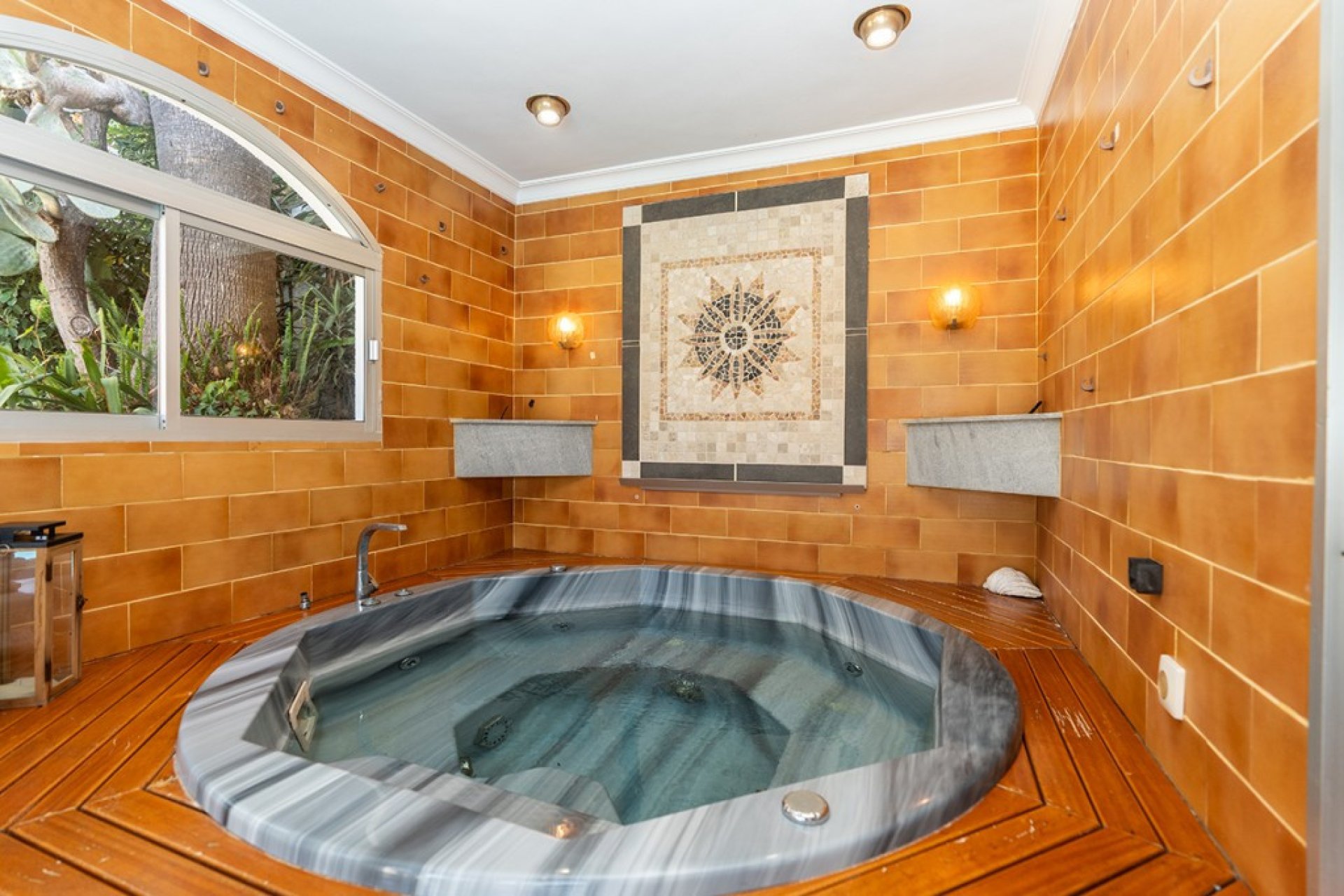 Resale - House - Detached Villa - Marbella - Carib Playa