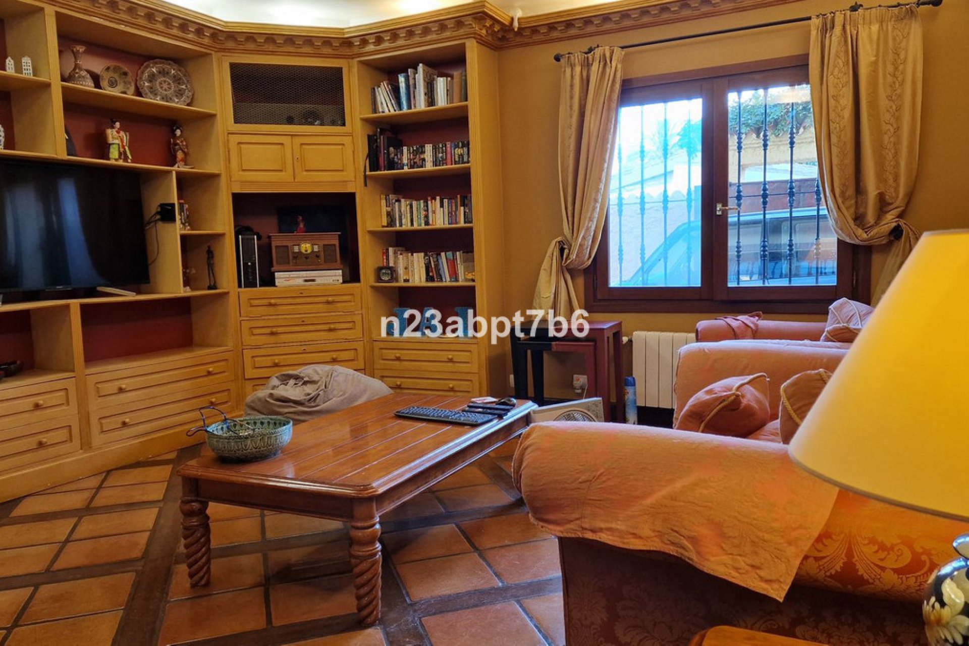 Resale - House - Detached Villa - Marbella - Cortijo Blanco