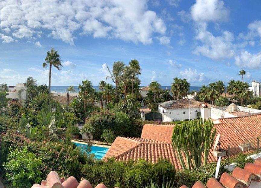 Resale - House - Detached Villa - Marbella - Costabella