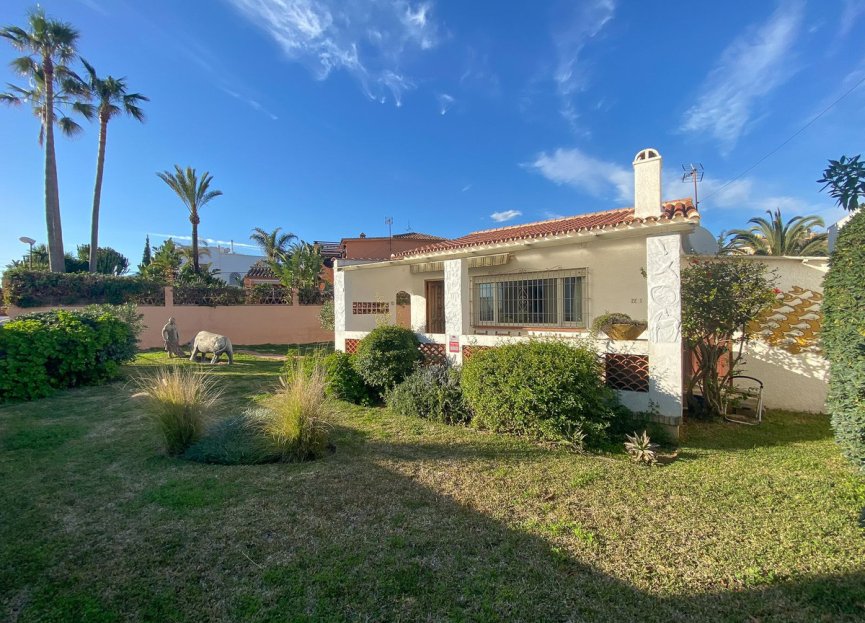 Resale - House - Detached Villa - Marbella - Costabella