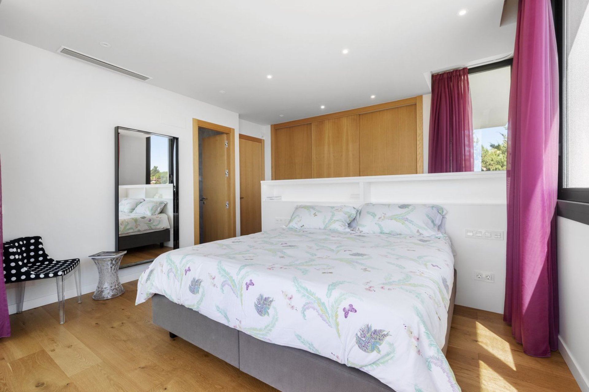 Resale - House - Detached Villa - Marbella - Costabella