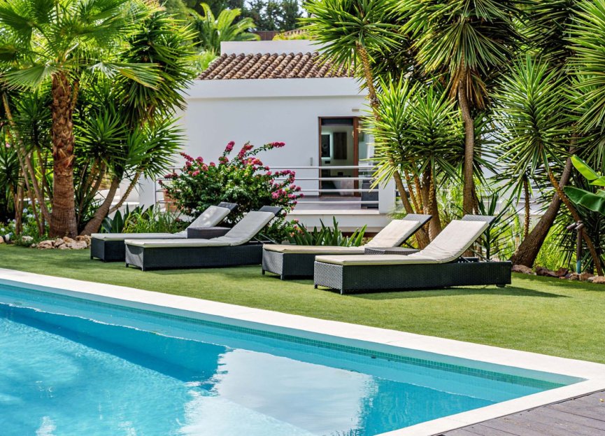 Resale - House - Detached Villa - Marbella - El Rosario