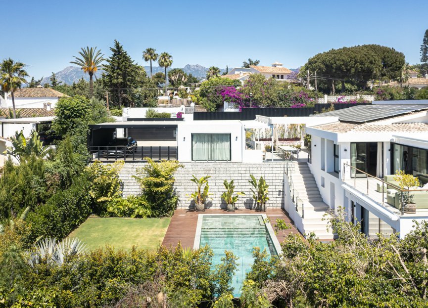 Resale - House - Detached Villa - Marbella - El Rosario