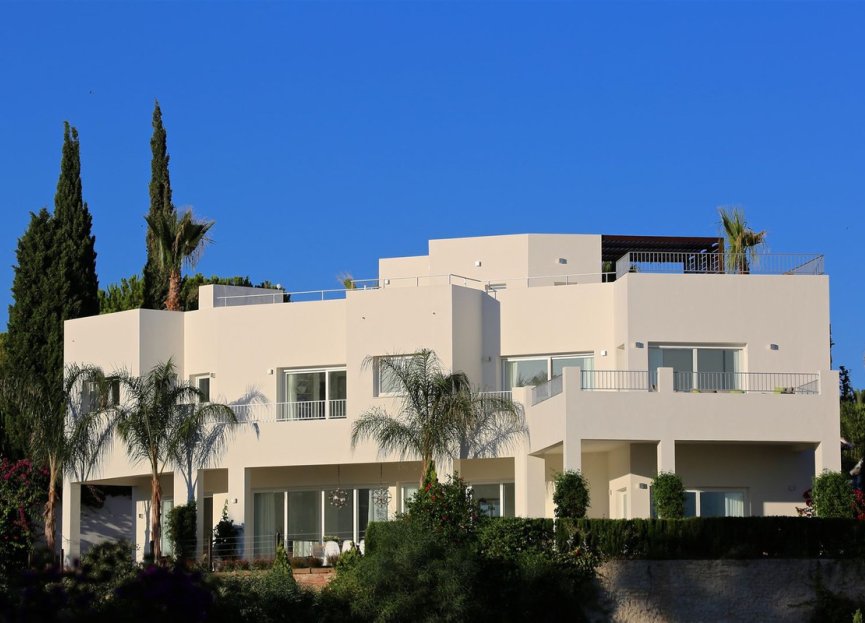 Resale - House - Detached Villa - Marbella - El Rosario