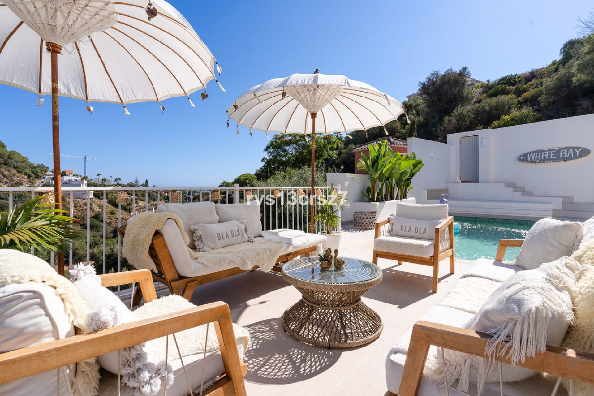 Resale - House - Detached Villa - Marbella - El Rosario