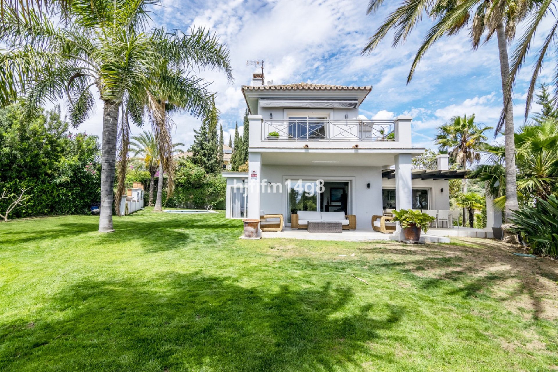 Resale - House - Detached Villa - Marbella - El Rosario