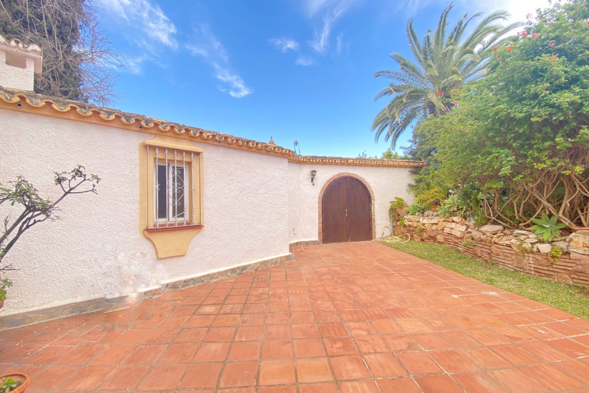 Resale - House - Detached Villa - Marbella - El Rosario