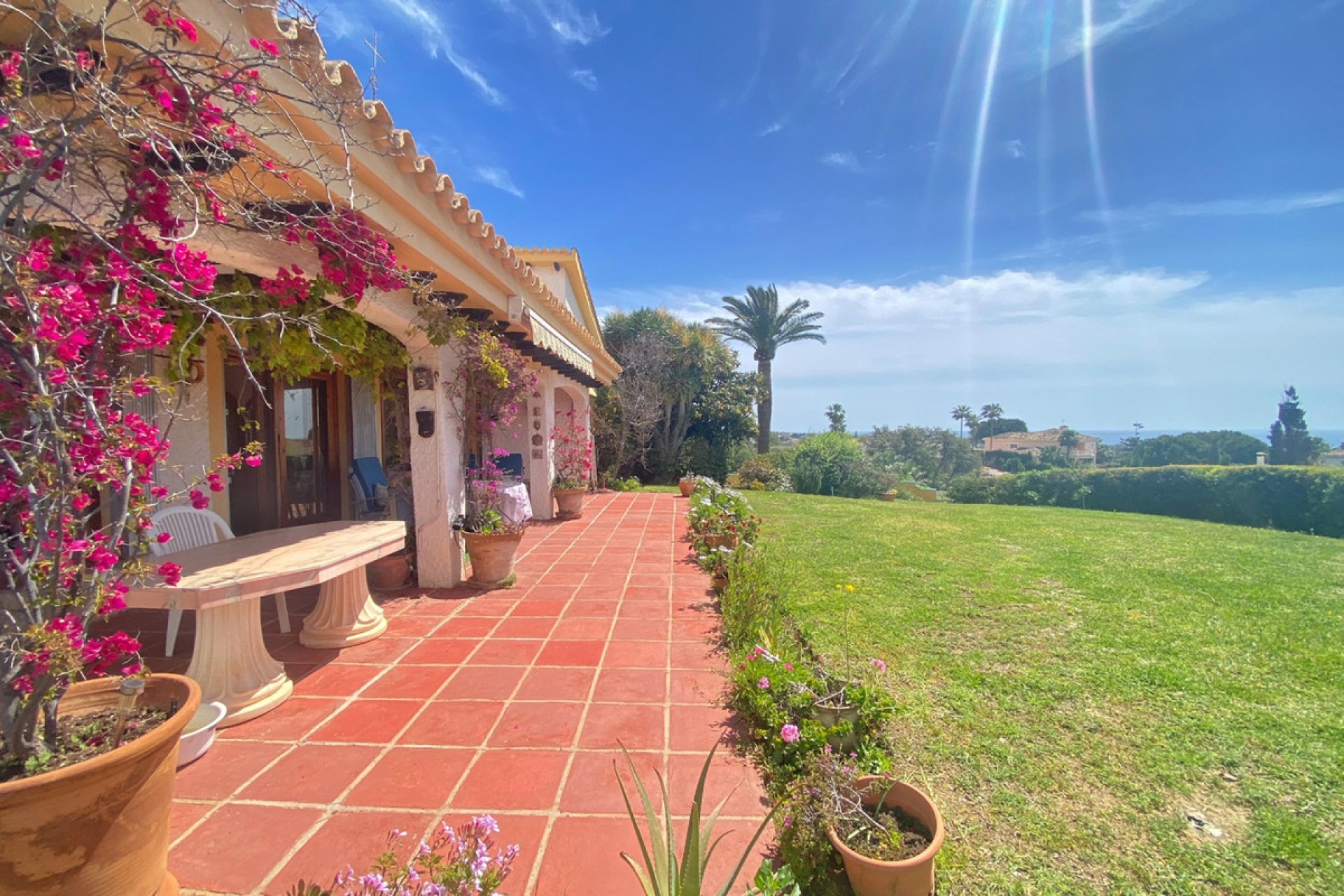 Resale - House - Detached Villa - Marbella - El Rosario