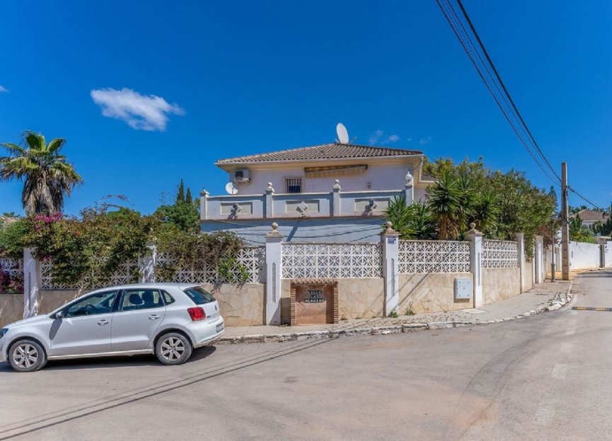 Resale - House - Detached Villa - Marbella - El Rosario