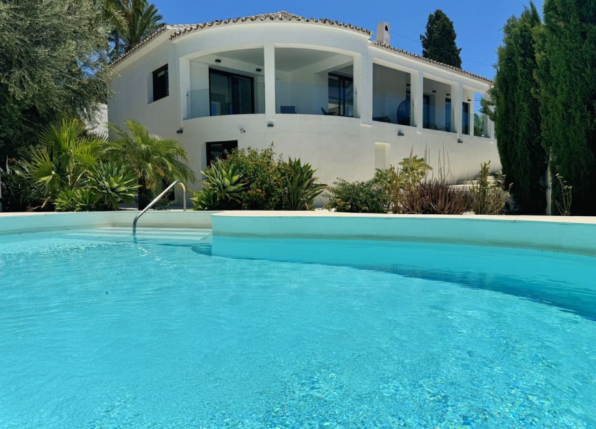 Resale - House - Detached Villa - Marbella - El Rosario