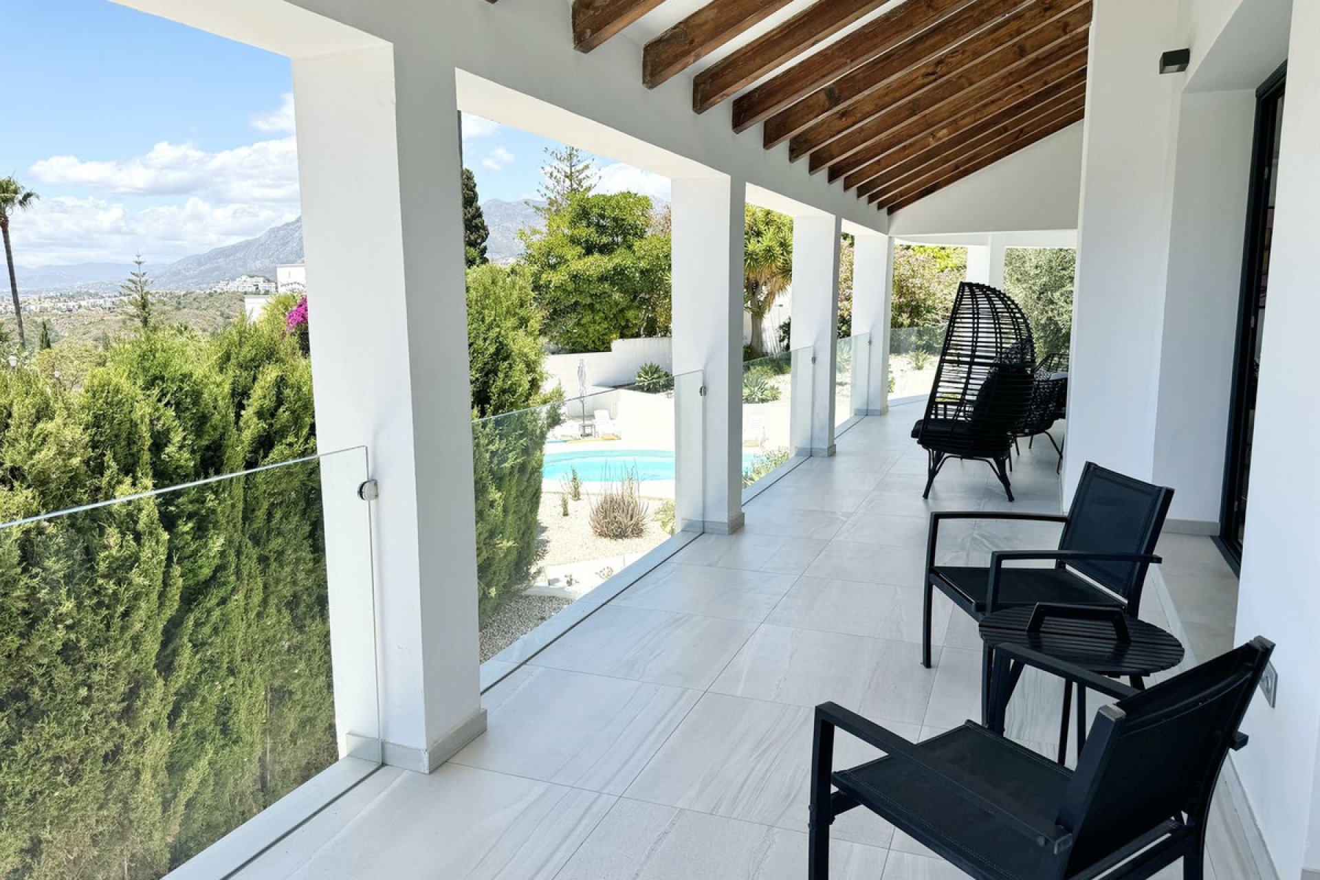 Resale - House - Detached Villa - Marbella - El Rosario