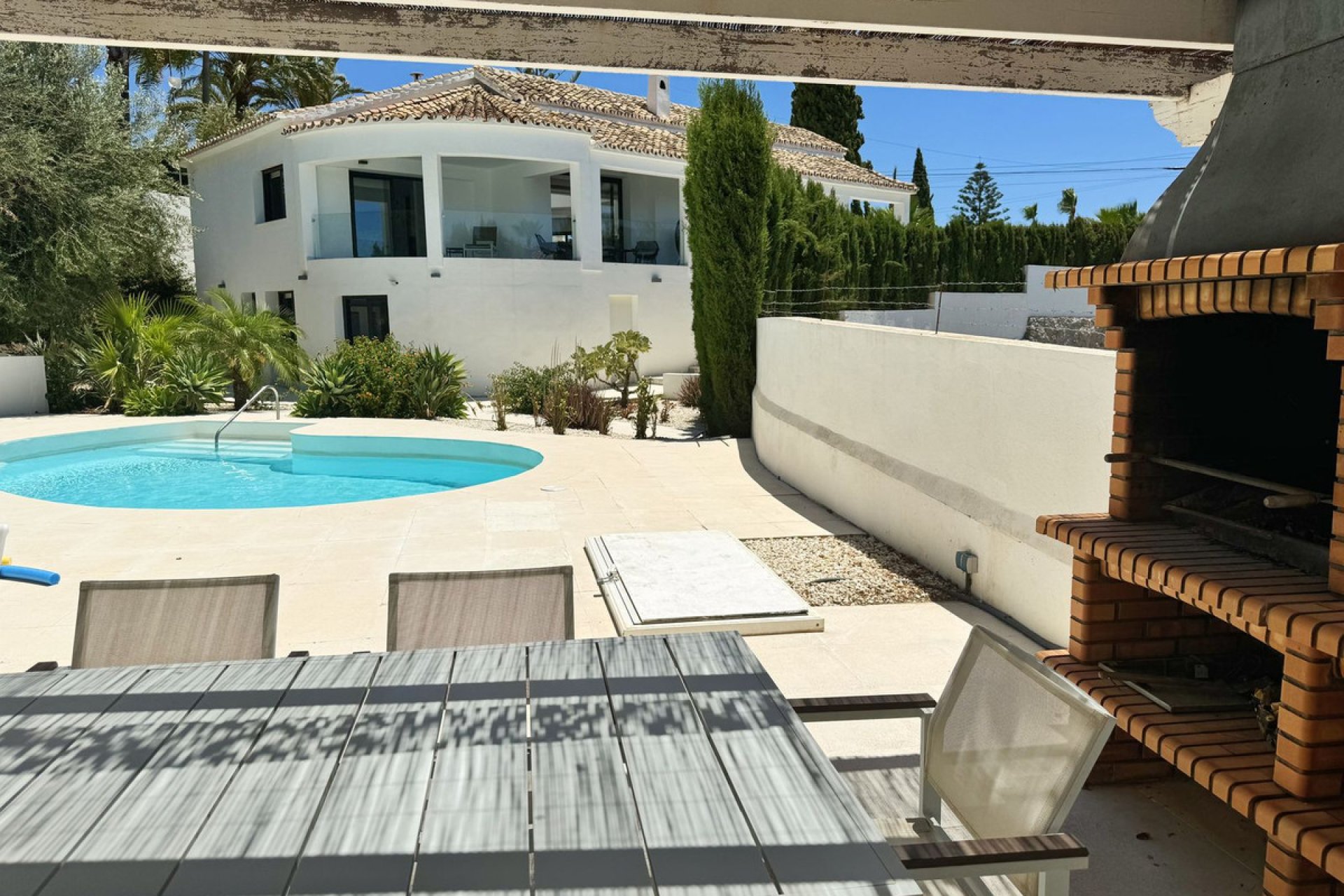 Resale - House - Detached Villa - Marbella - El Rosario