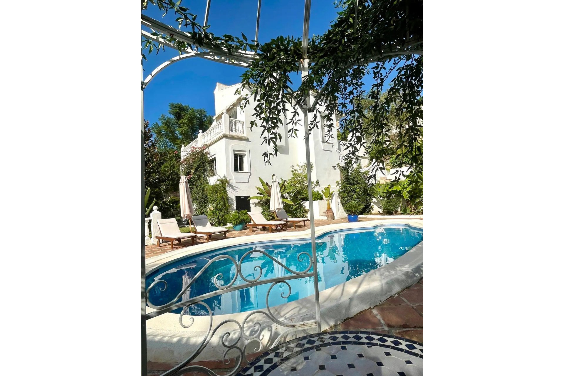 Resale - House - Detached Villa - Marbella - El Rosario