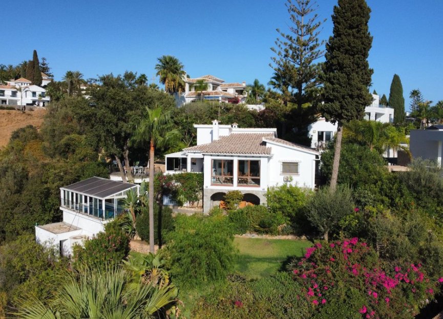 Resale - House - Detached Villa - Marbella - El Rosario