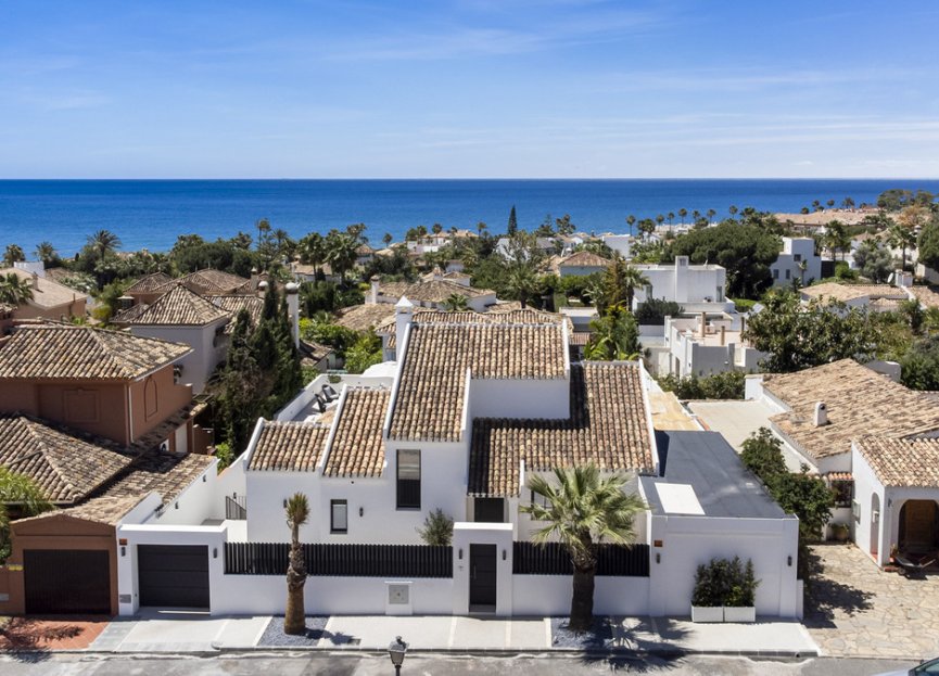 Resale - House - Detached Villa - Marbella - El Rosario