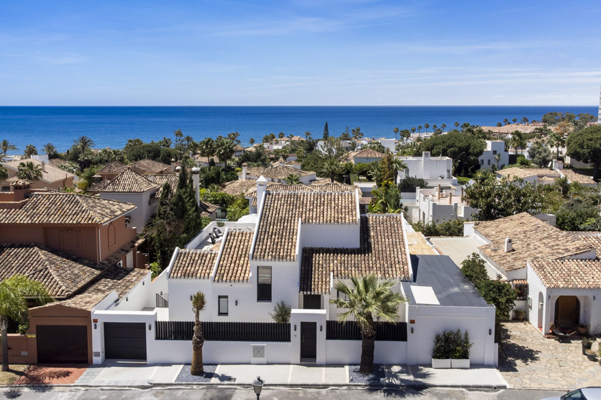 Resale - House - Detached Villa - Marbella - El Rosario