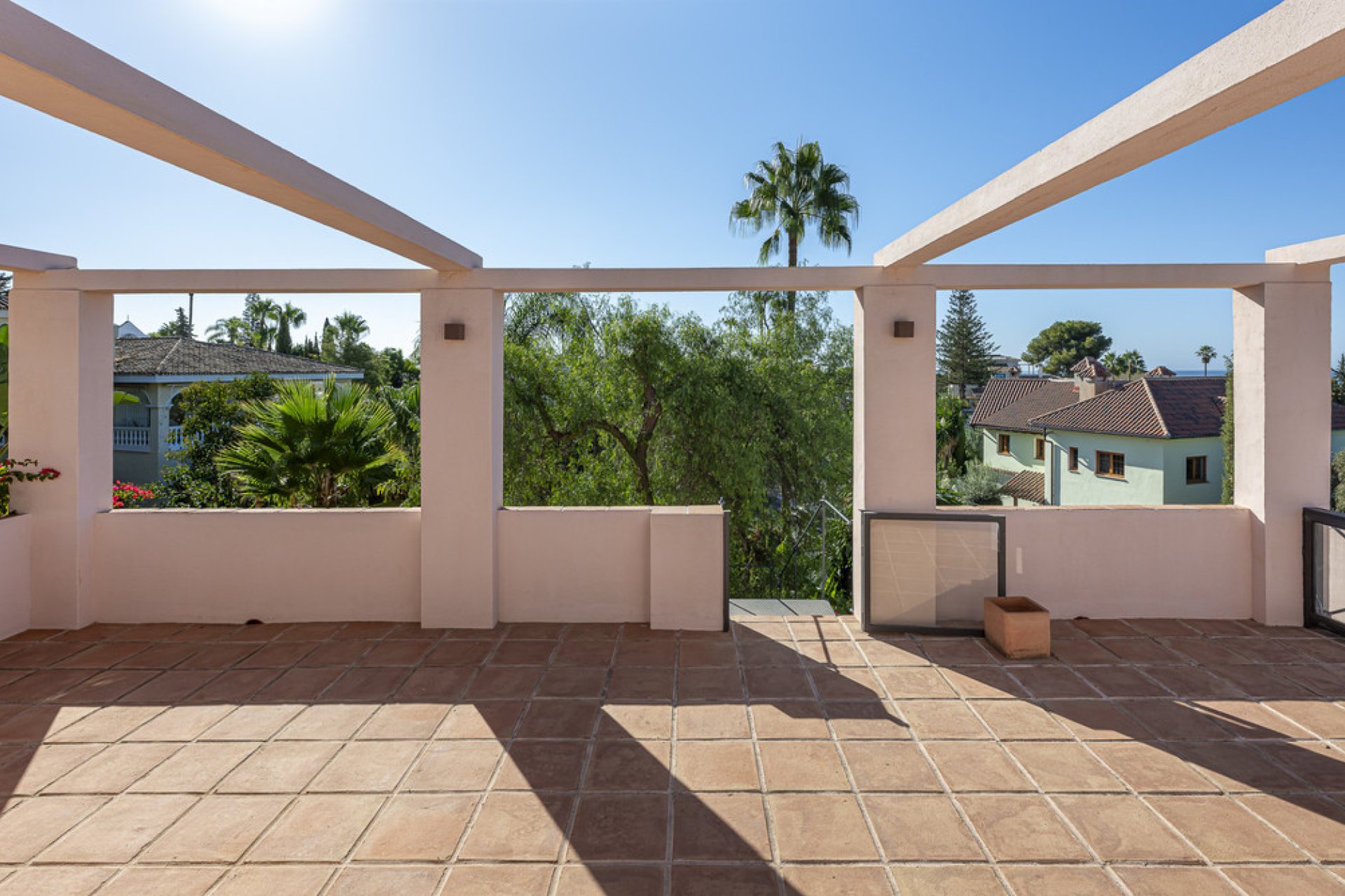 Resale - House - Detached Villa - Marbella - El Rosario