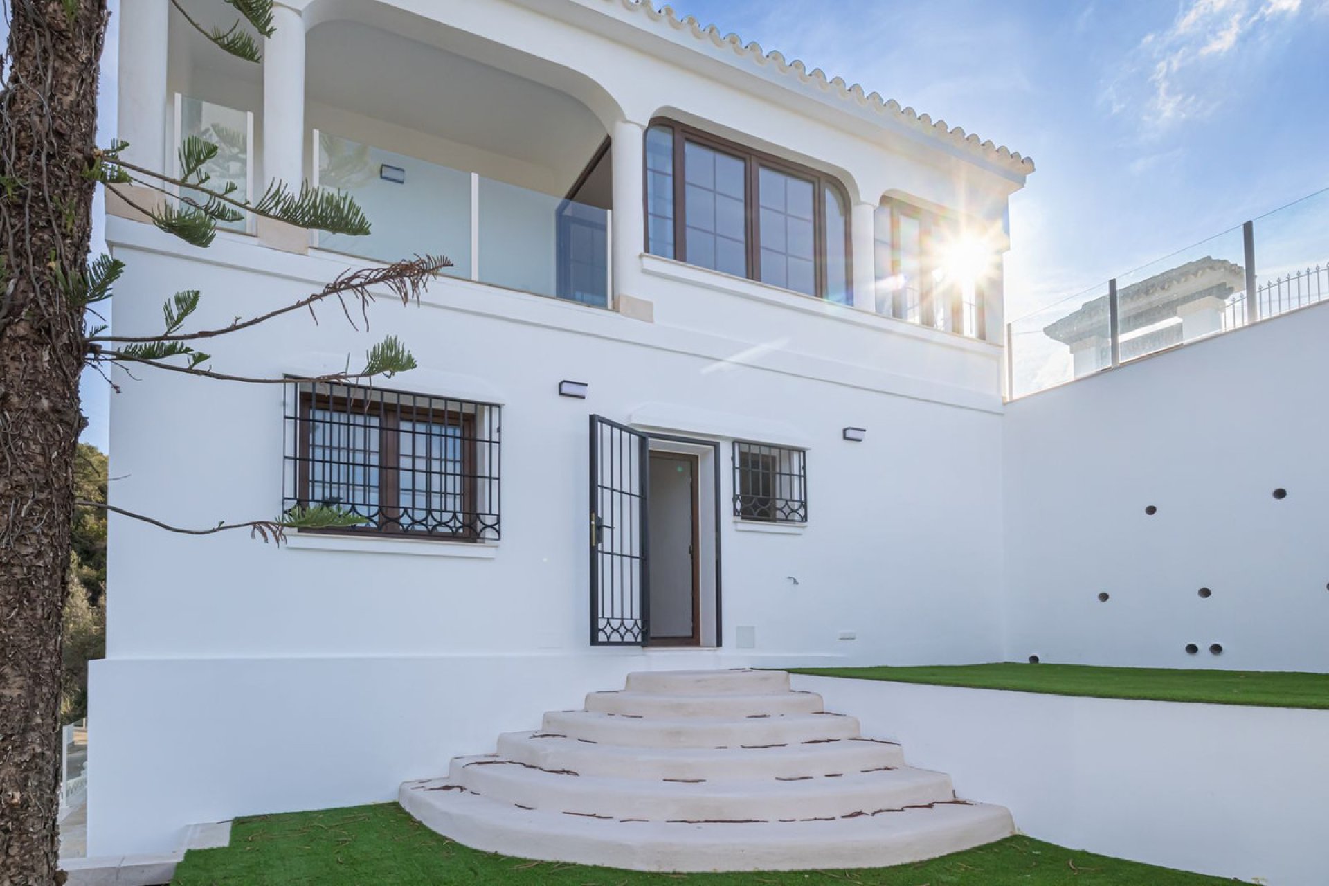 Resale - House - Detached Villa - Marbella - El Rosario