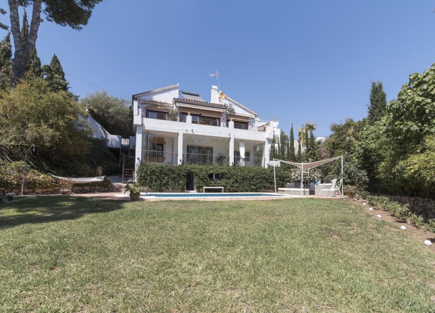 Resale - House - Detached Villa - Marbella - El Rosario