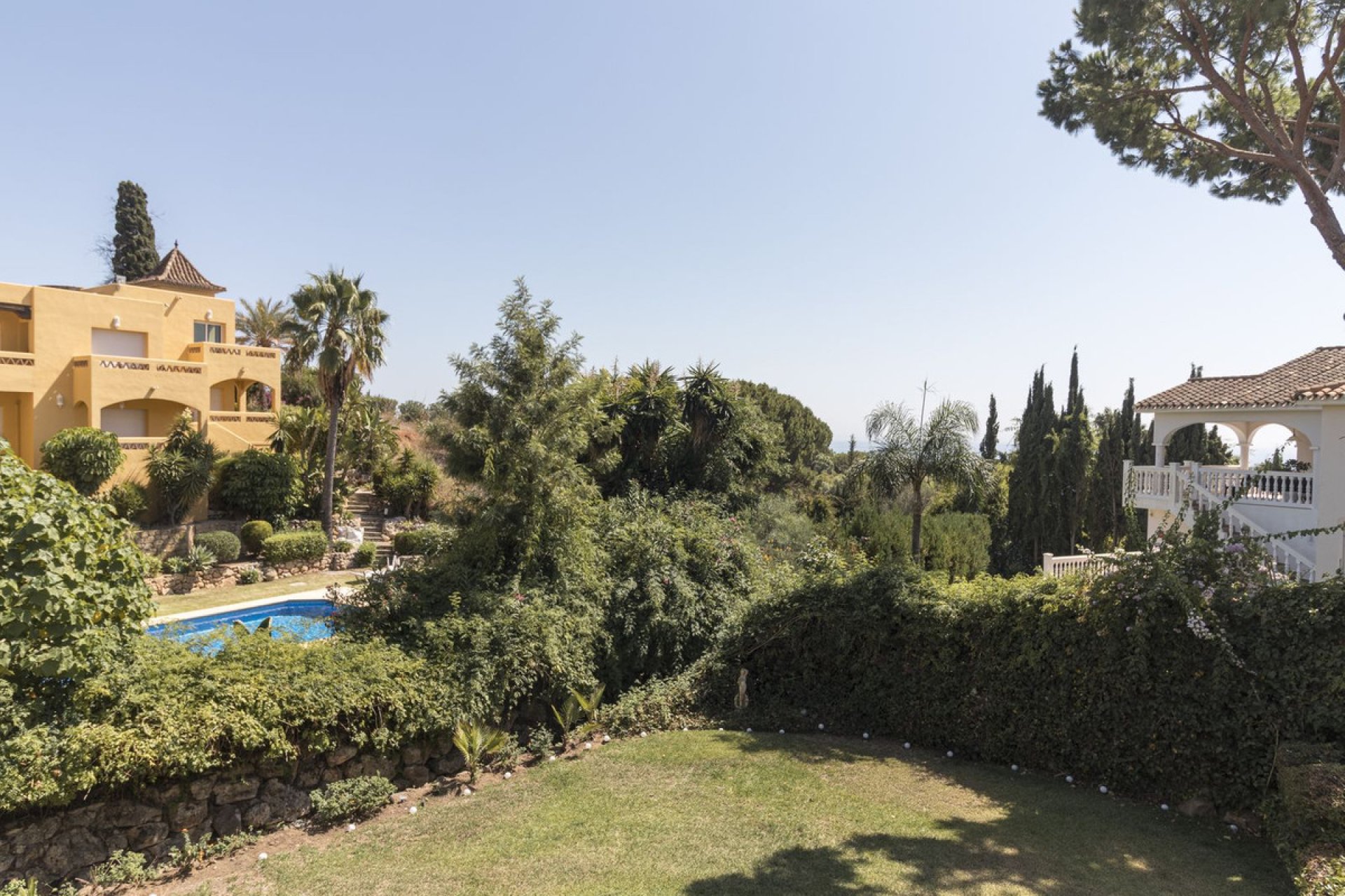 Resale - House - Detached Villa - Marbella - El Rosario