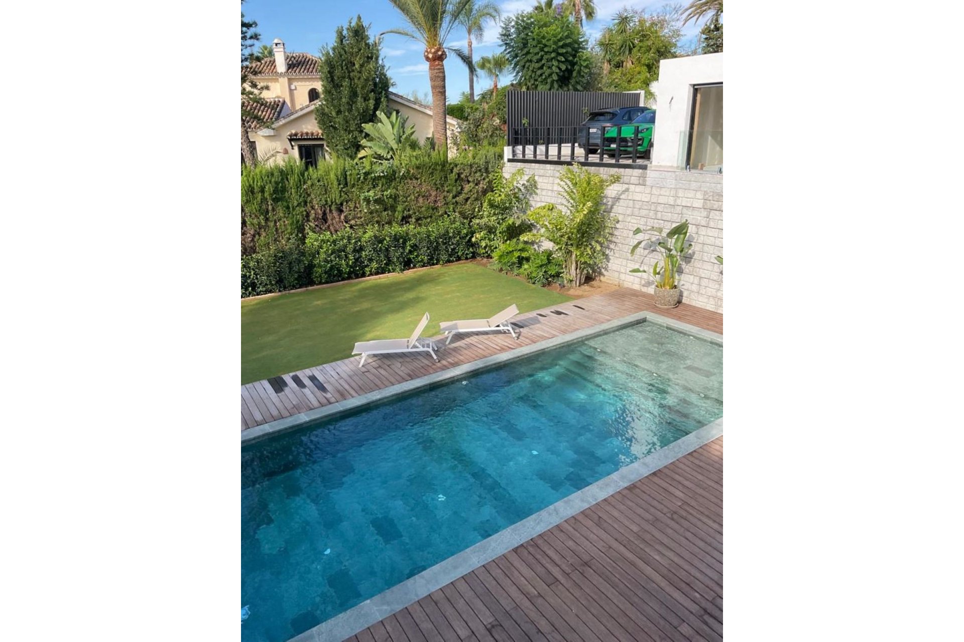 Resale - House - Detached Villa - Marbella - El Rosario