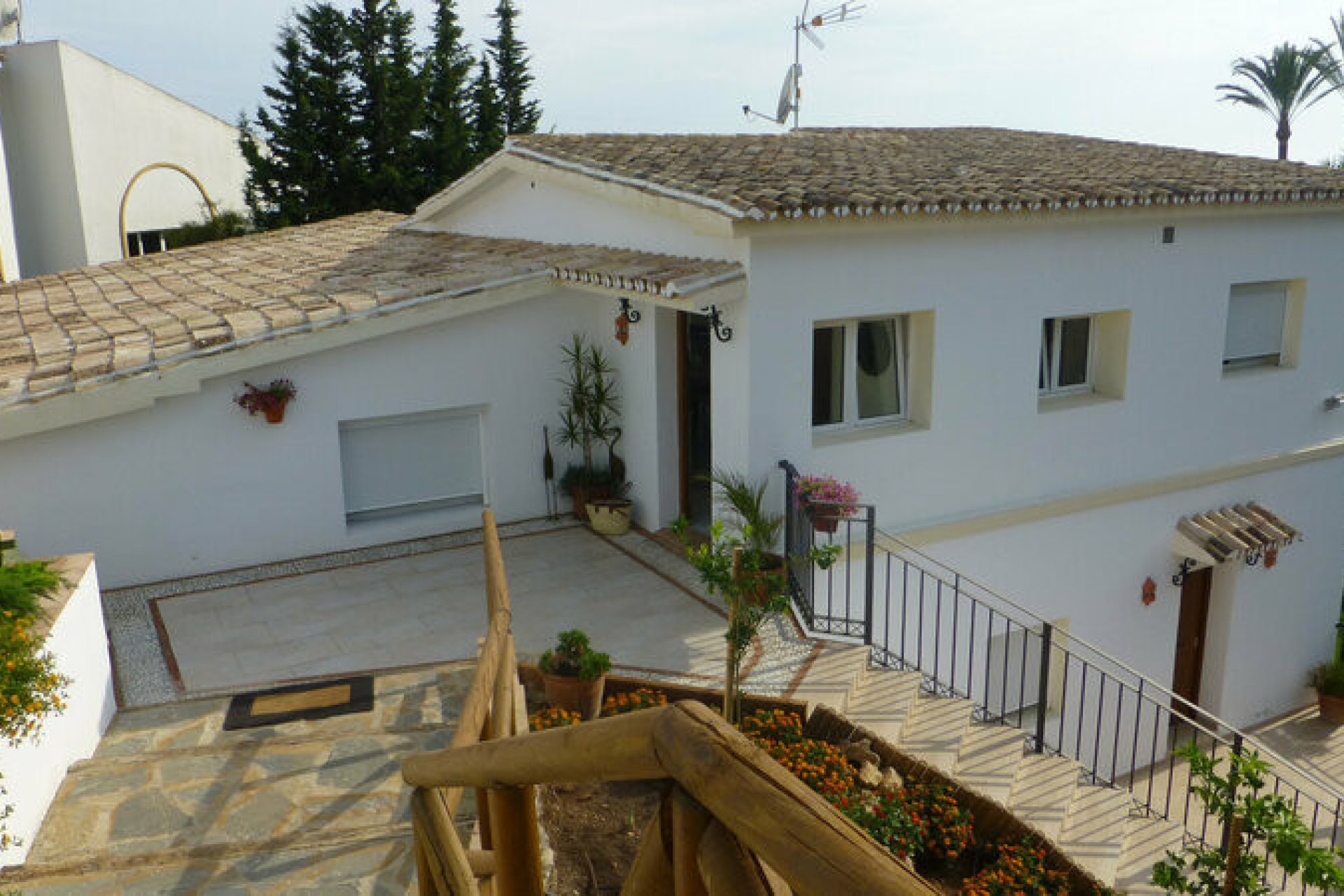 Resale - House - Detached Villa - Marbella - El Rosario