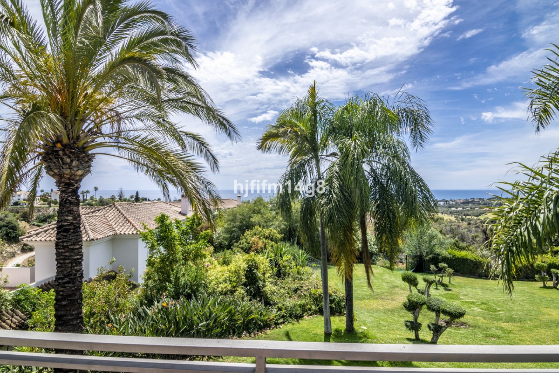 Resale - House - Detached Villa - Marbella - El Rosario