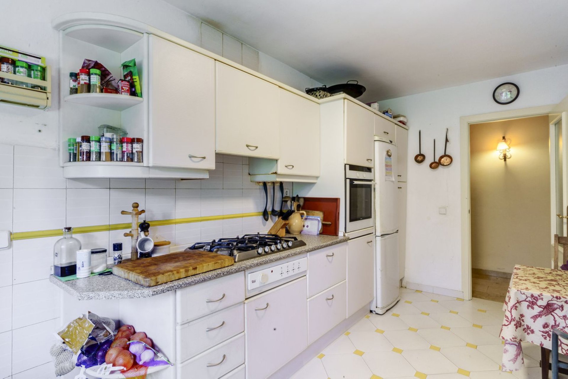 Resale - House - Detached Villa - Marbella - El Rosario