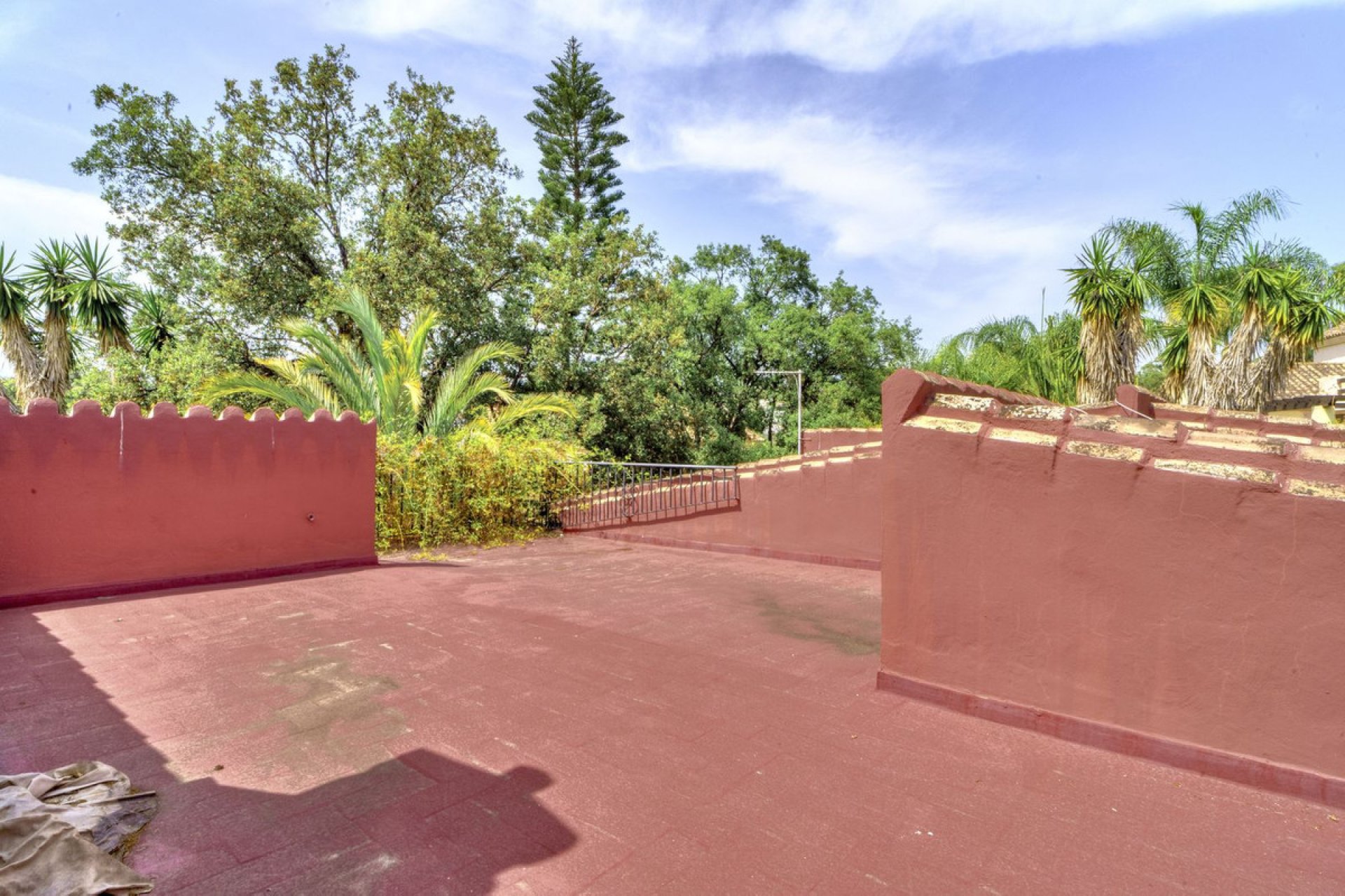 Resale - House - Detached Villa - Marbella - El Rosario