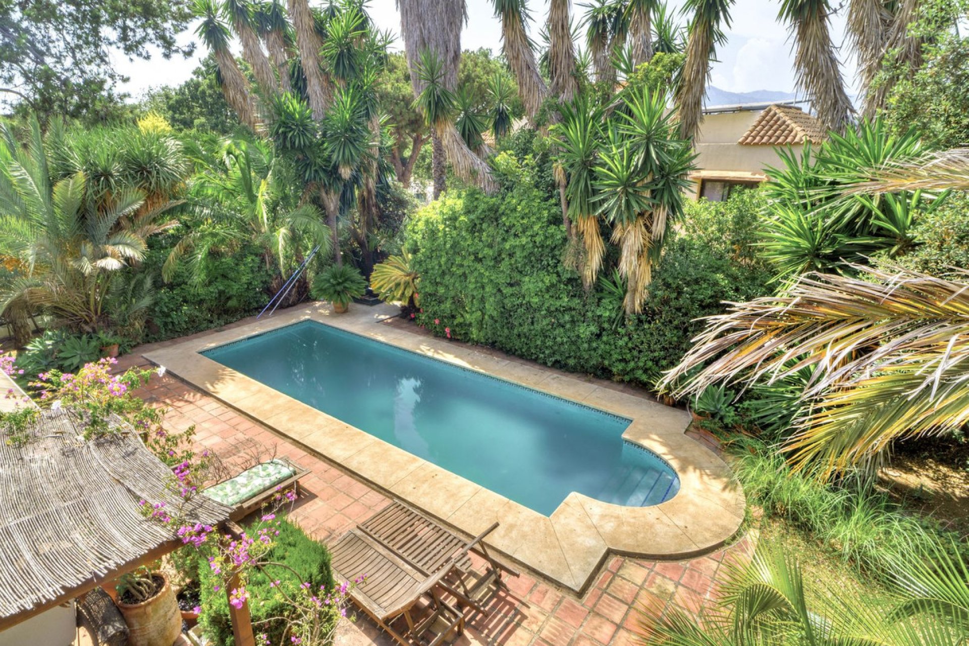 Resale - House - Detached Villa - Marbella - El Rosario