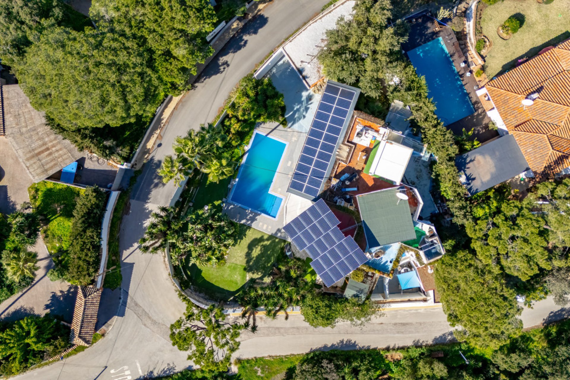 Resale - House - Detached Villa - Marbella - Elviria