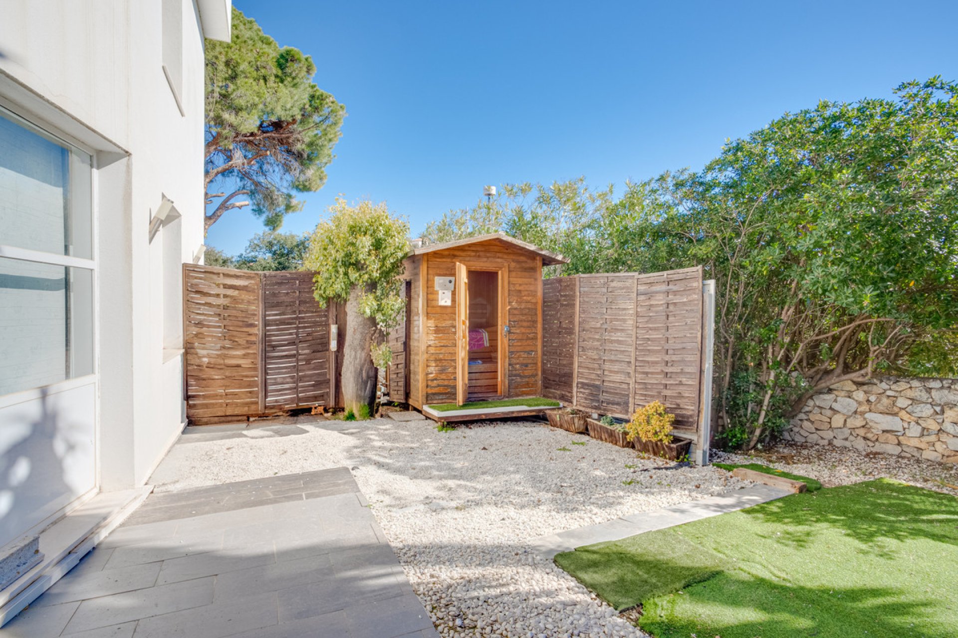 Resale - House - Detached Villa - Marbella - Elviria