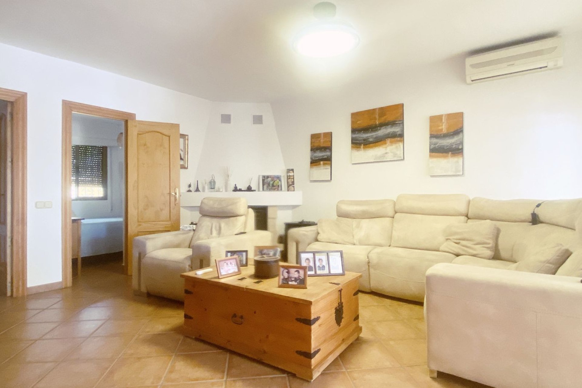 Resale - House - Detached Villa - Marbella - Elviria