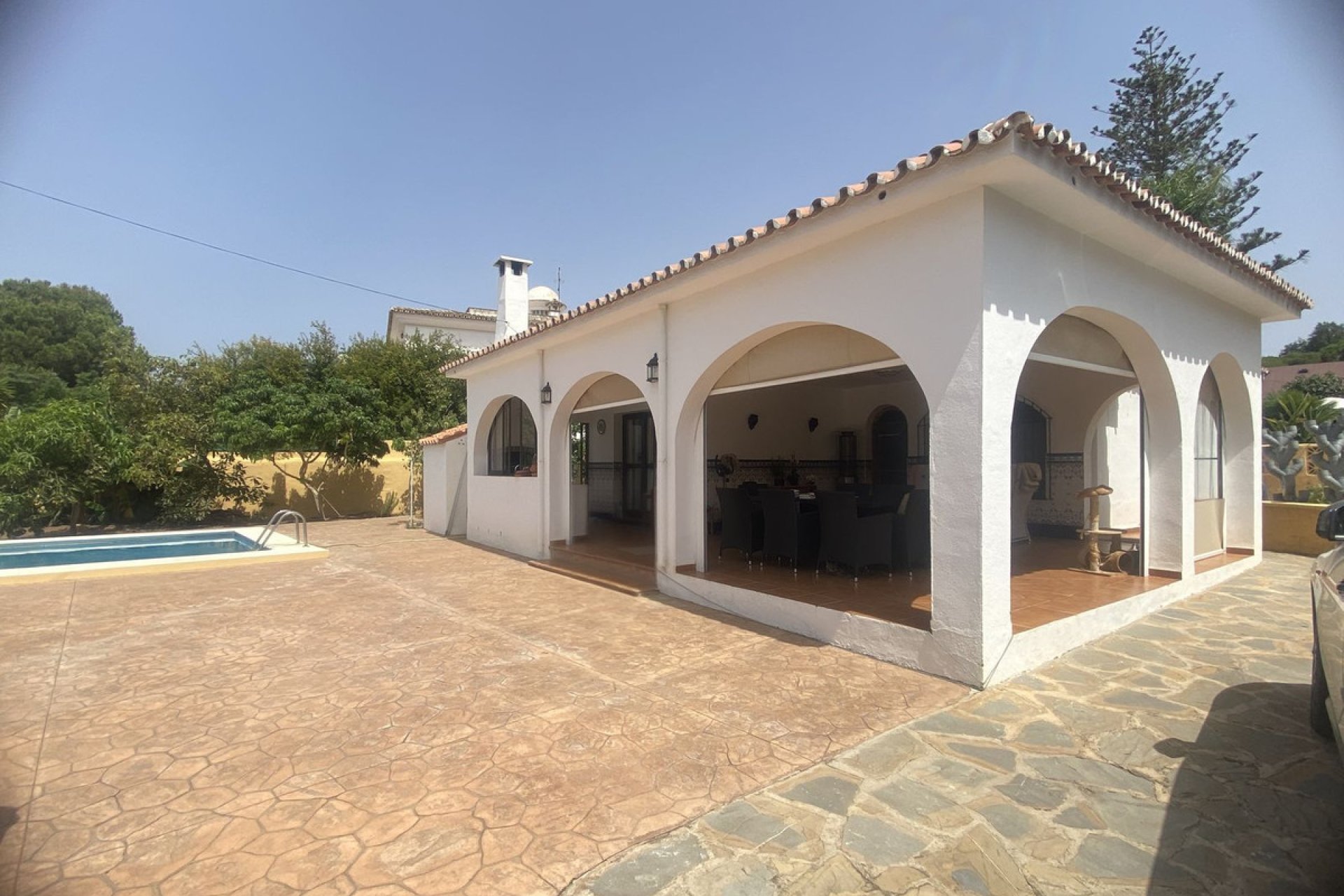 Resale - House - Detached Villa - Marbella - Elviria