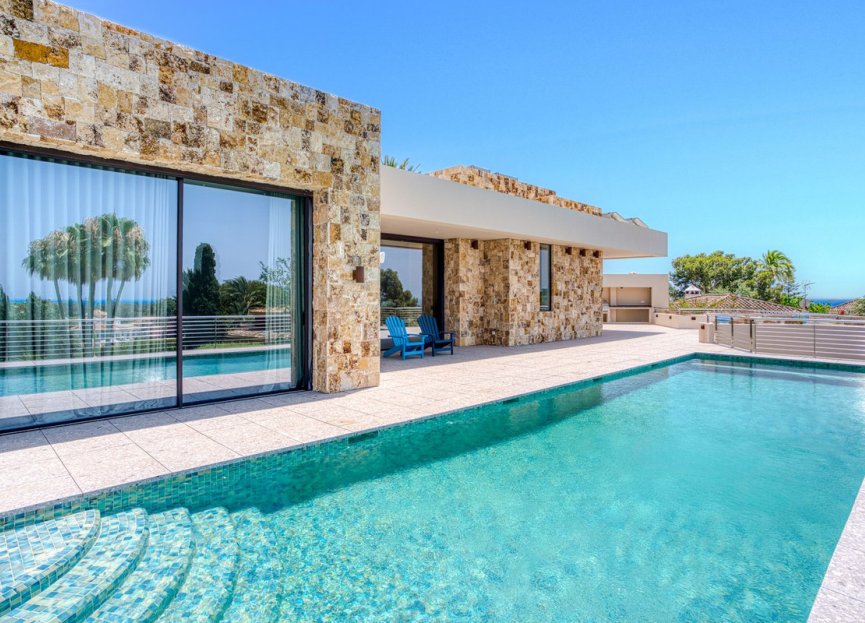 Resale - House - Detached Villa - Marbella - Elviria