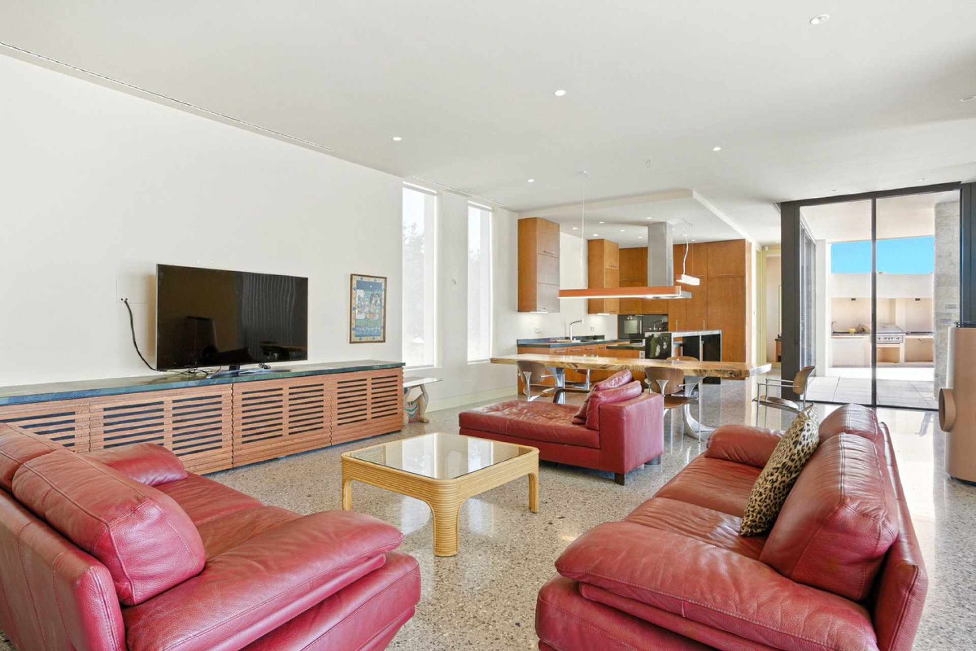 Resale - House - Detached Villa - Marbella - Elviria