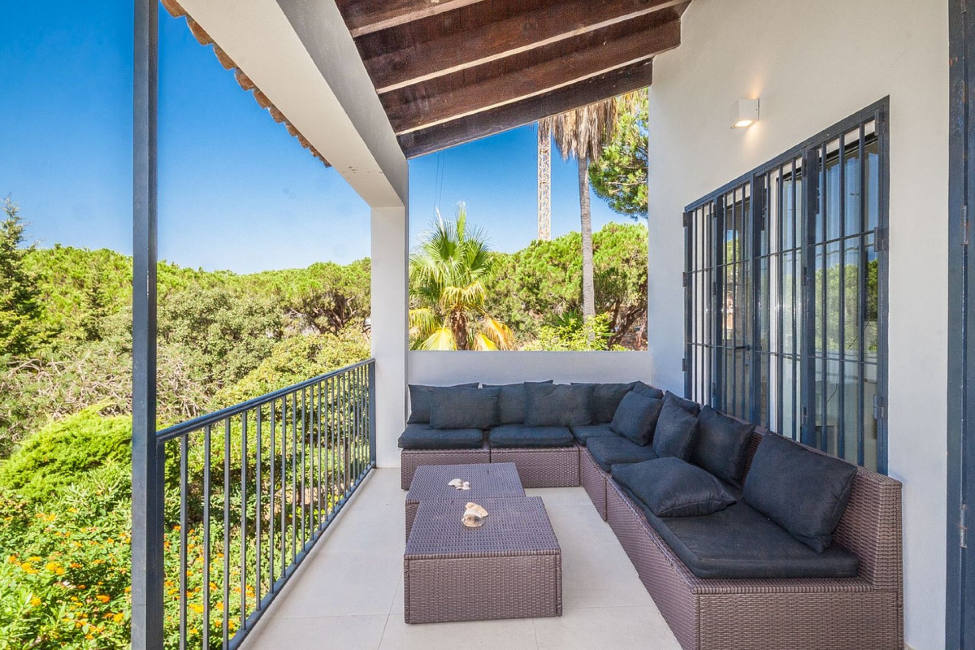 Resale - House - Detached Villa - Marbella - Elviria