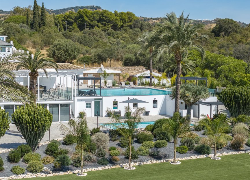 Resale - House - Detached Villa - Marbella - Elviria