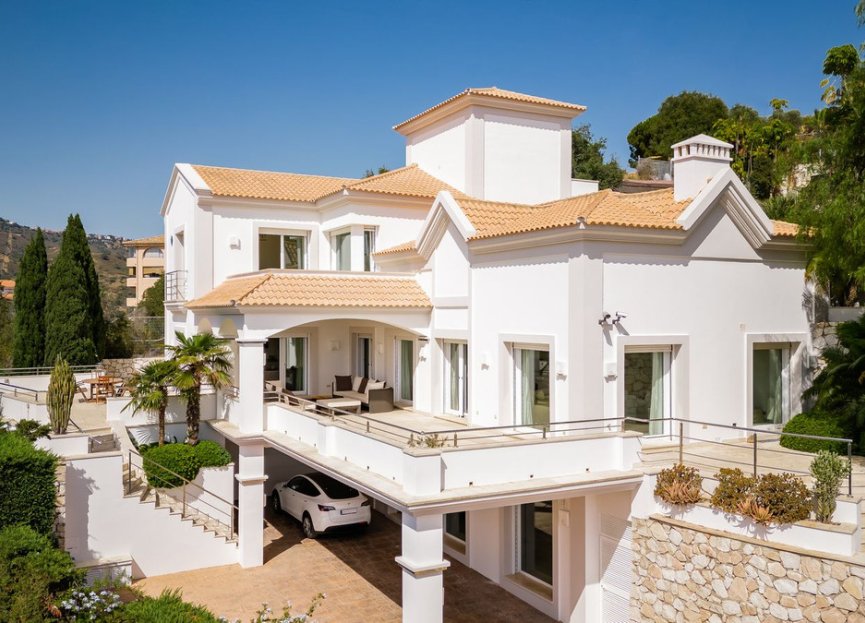 Resale - House - Detached Villa - Marbella - Elviria