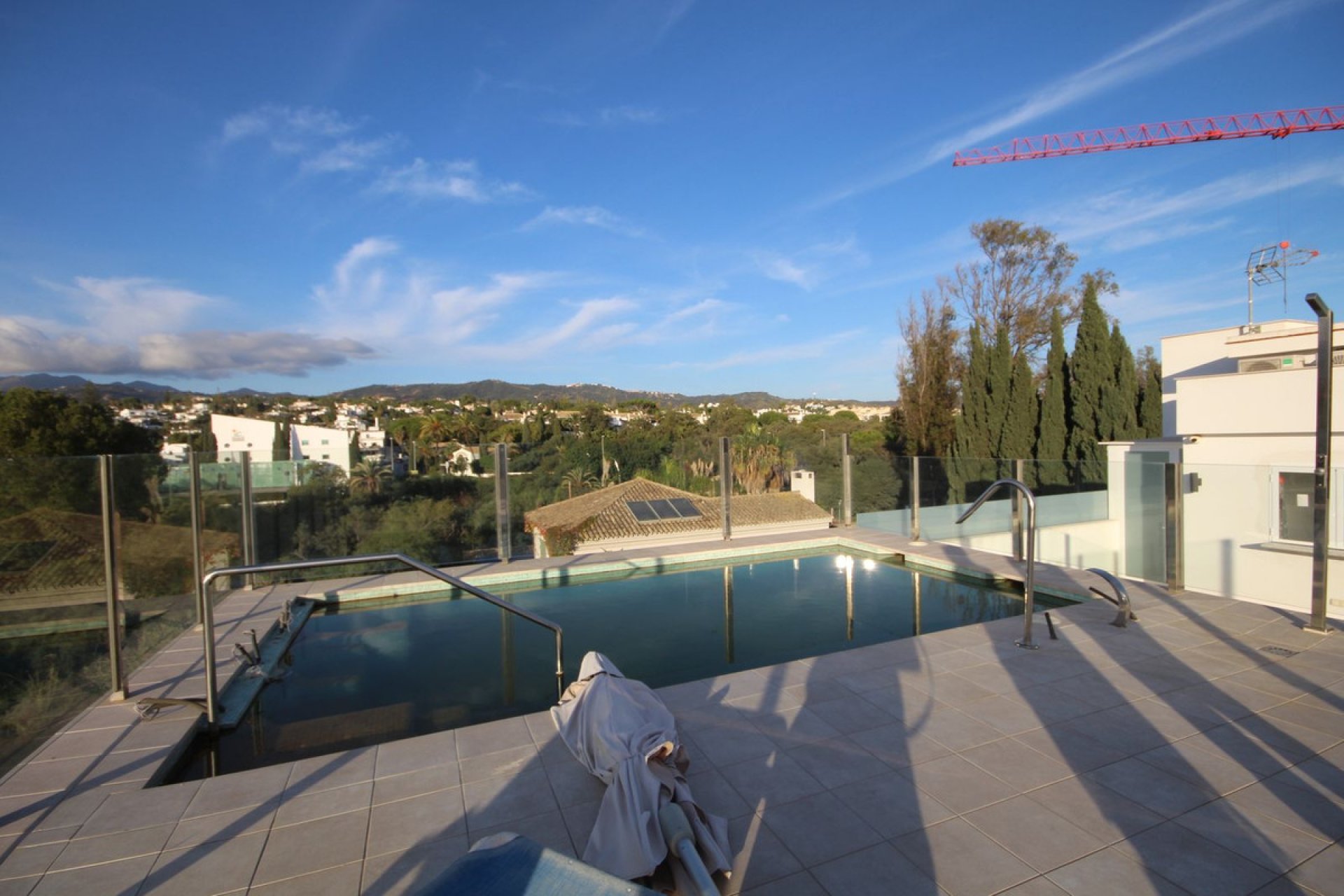 Resale - House - Detached Villa - Marbella - Elviria