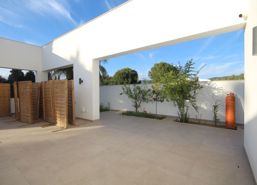 Resale - House - Detached Villa - Marbella - Elviria