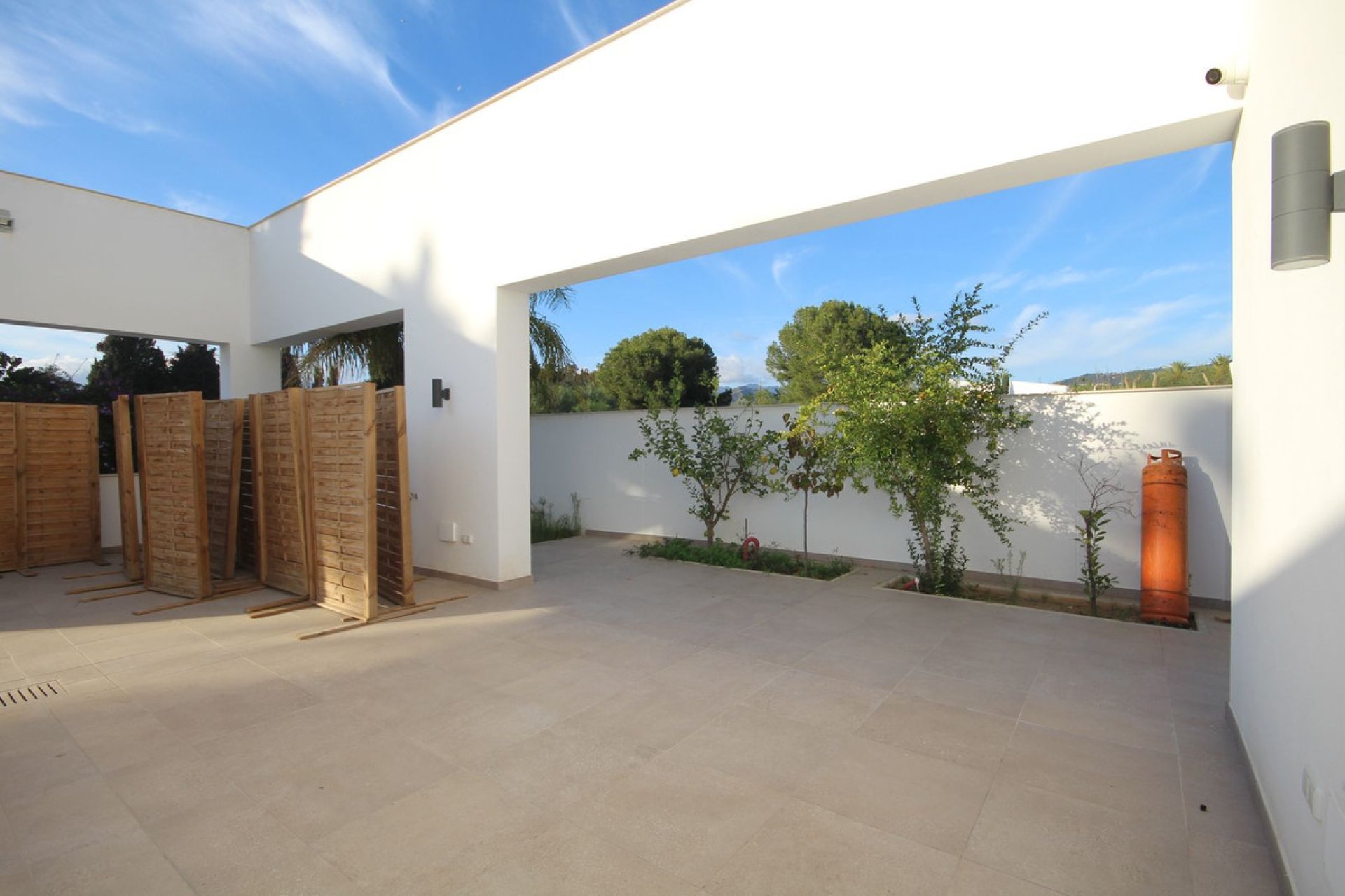 Resale - House - Detached Villa - Marbella - Elviria