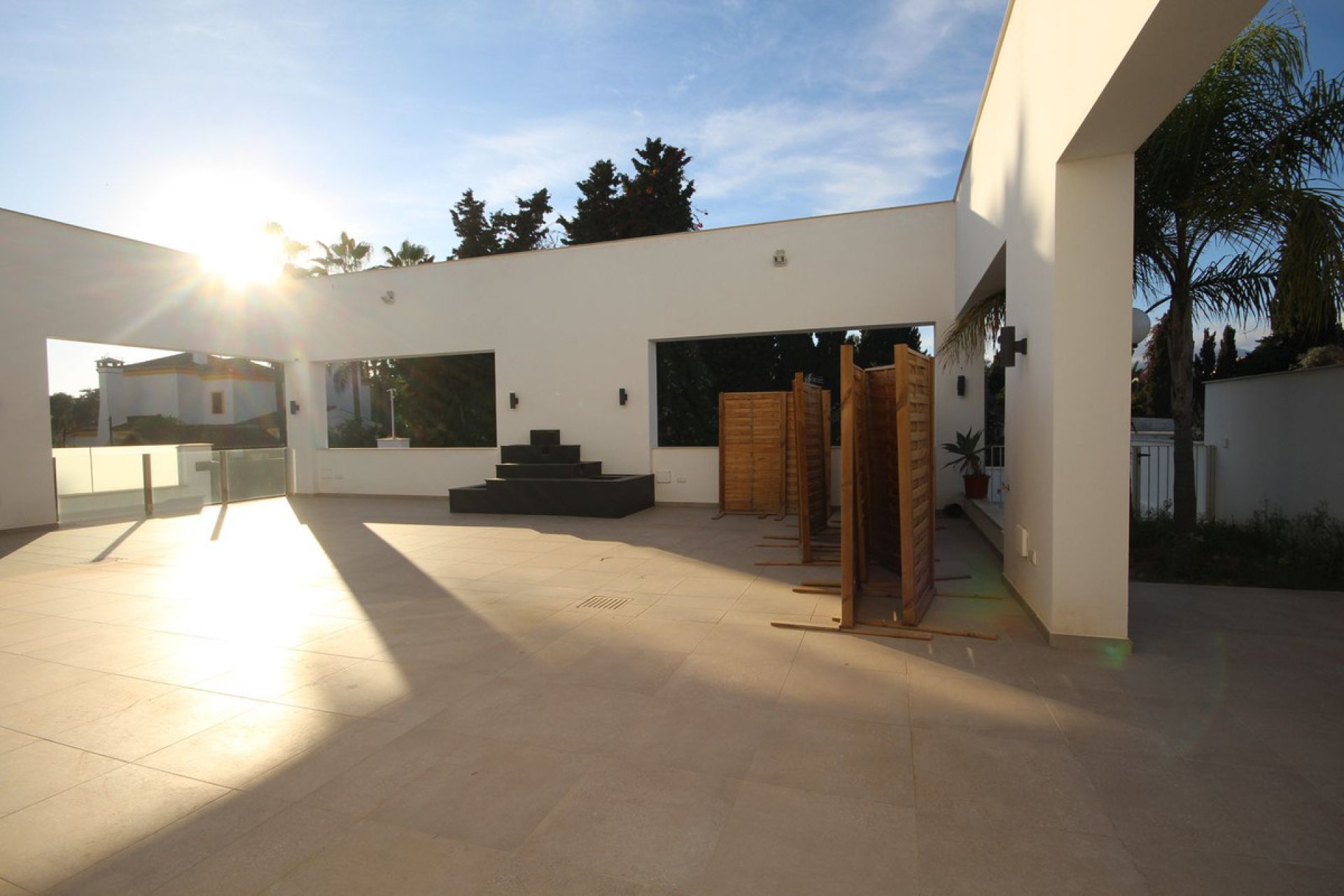 Resale - House - Detached Villa - Marbella - Elviria