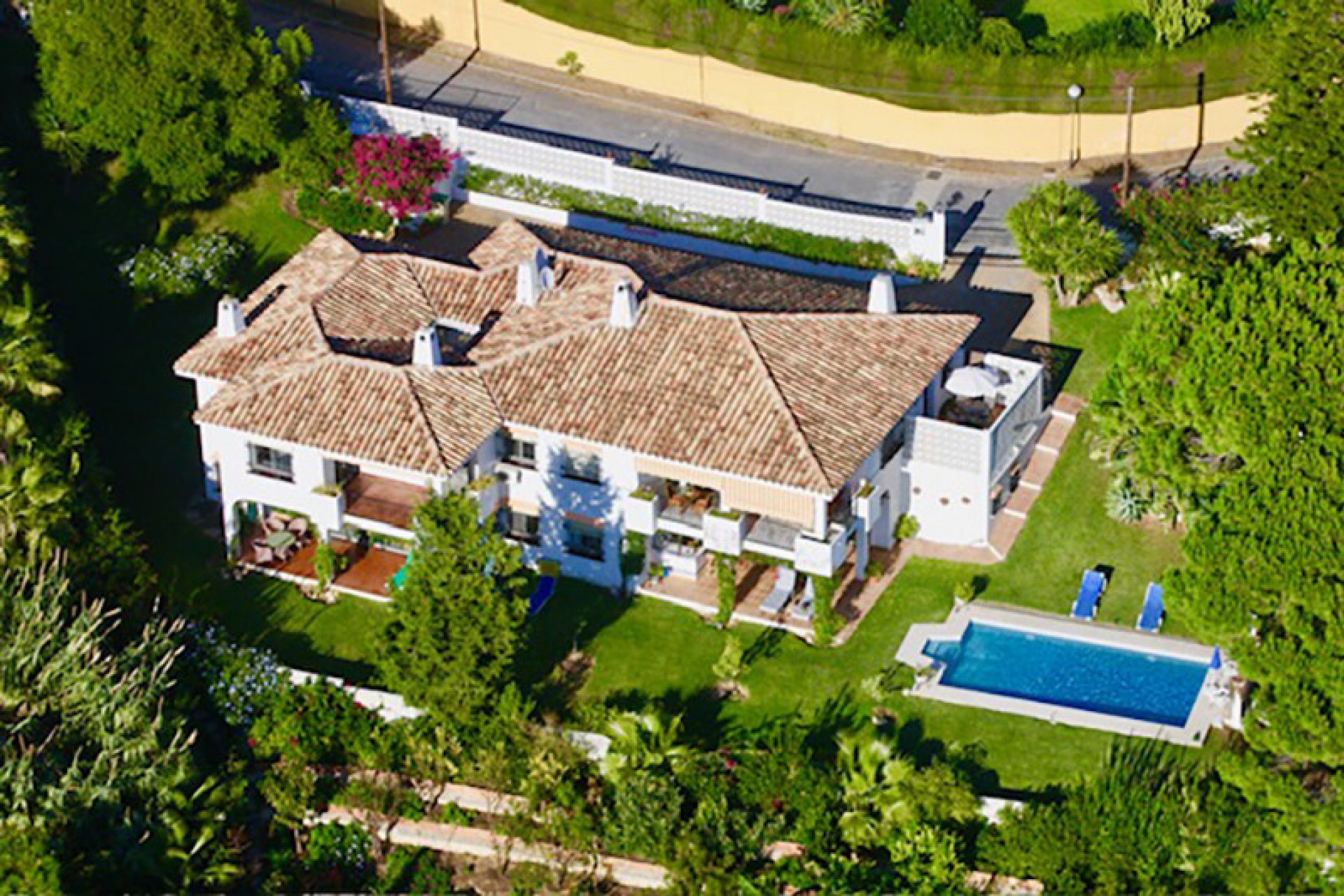 Resale - House - Detached Villa - Marbella - Elviria