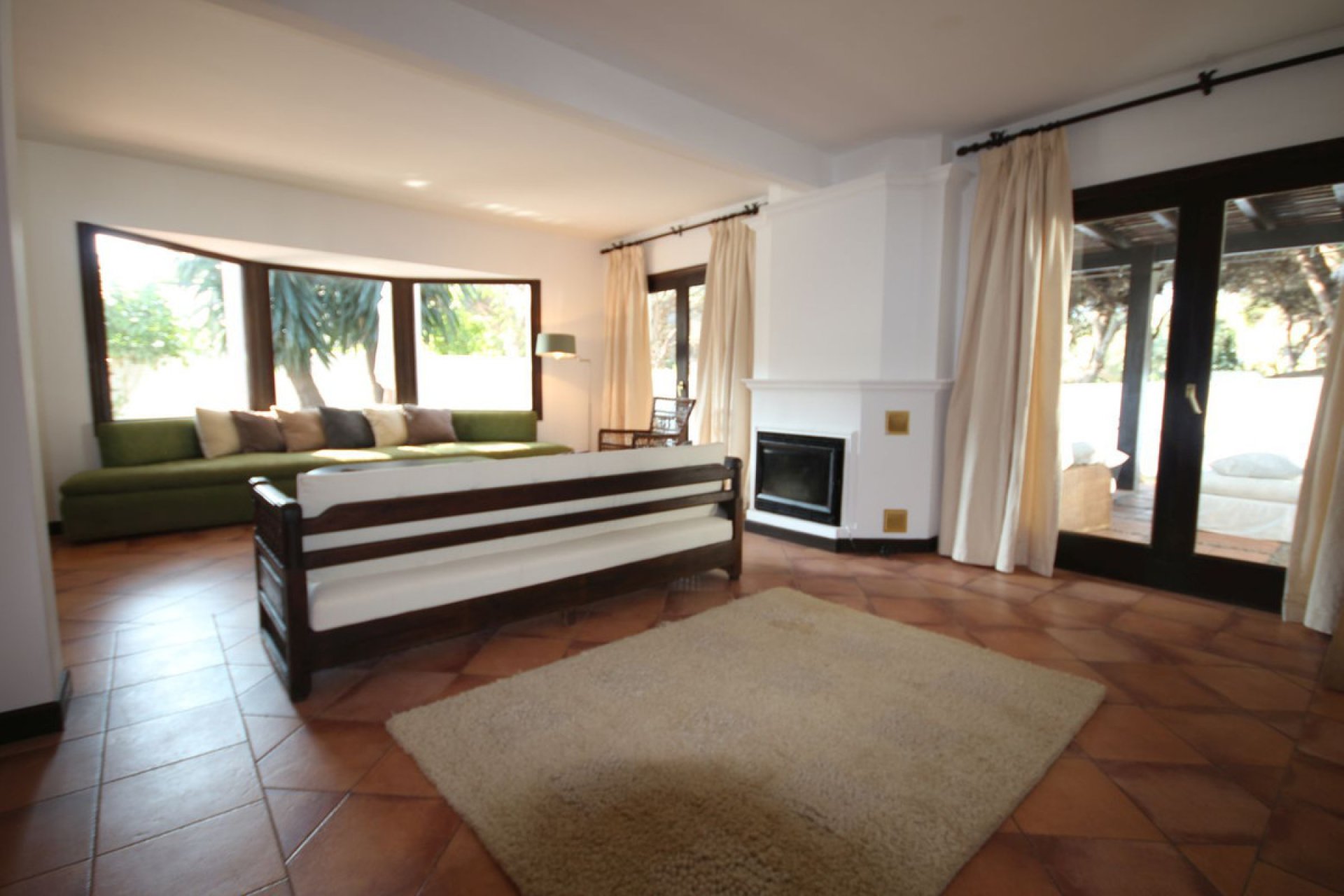 Resale - House - Detached Villa - Marbella - Elviria