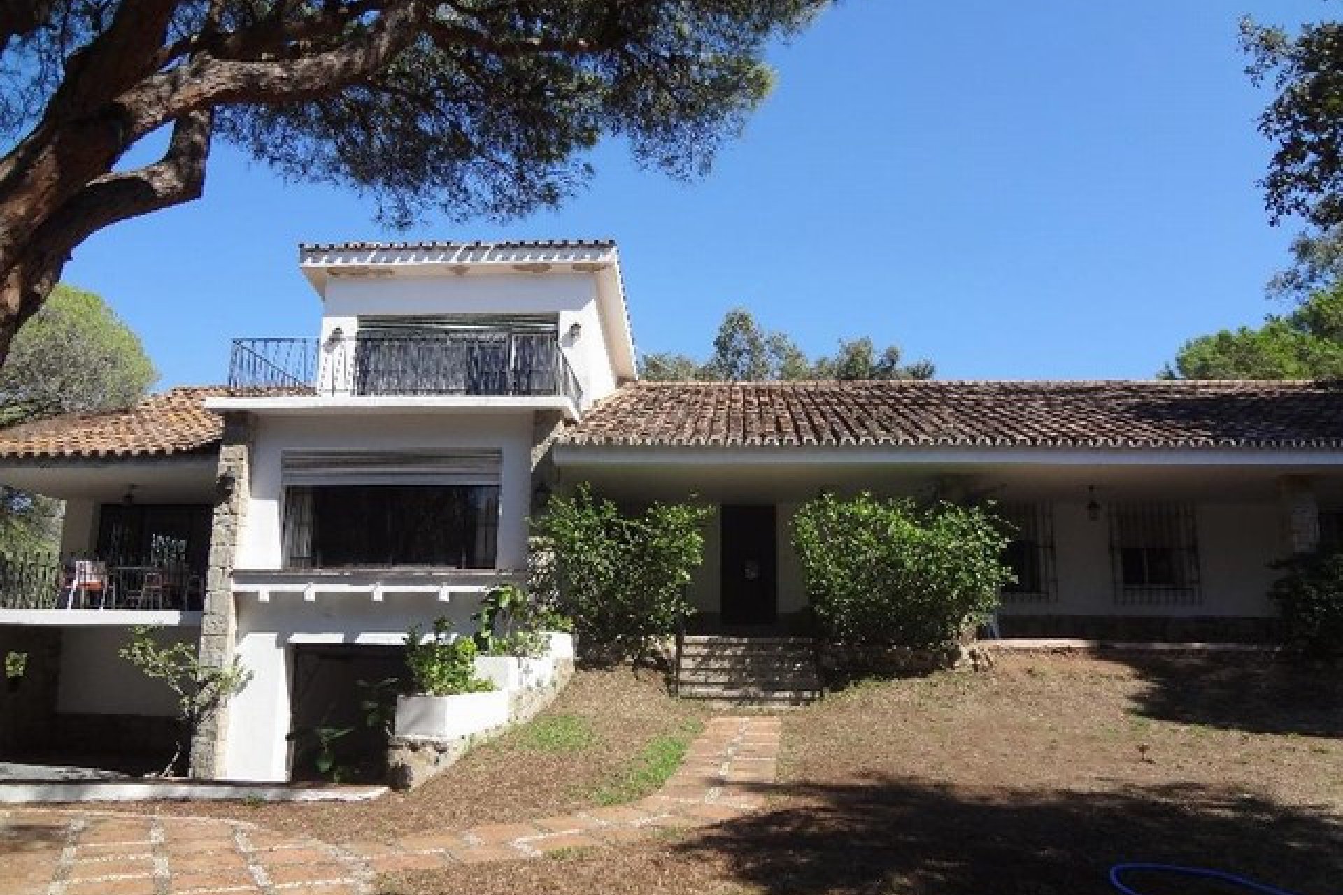 Resale - House - Detached Villa - Marbella - Elviria