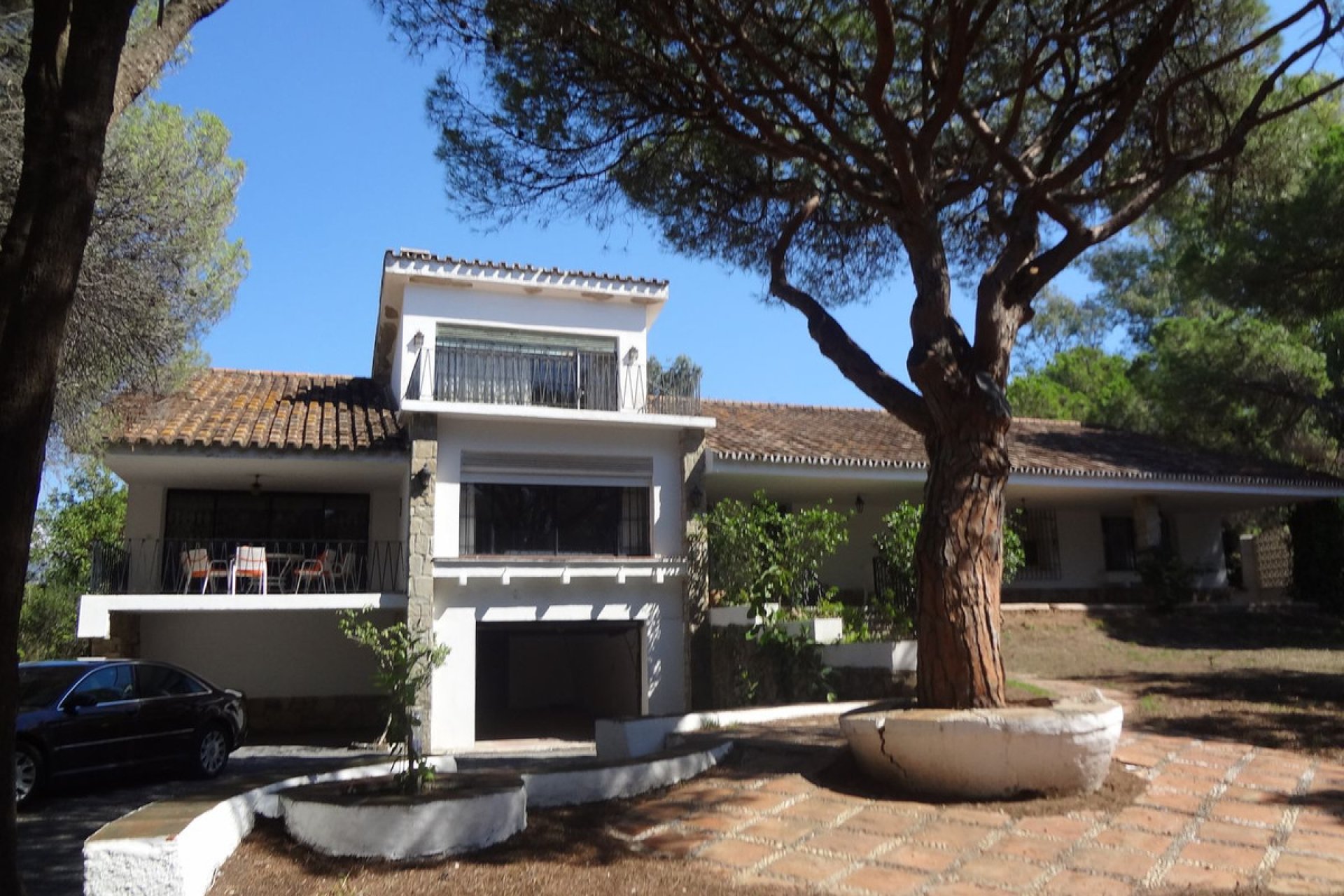 Resale - House - Detached Villa - Marbella - Elviria