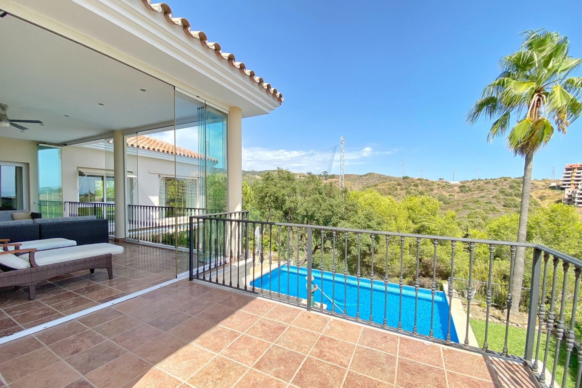 Resale - House - Detached Villa - Marbella - Elviria