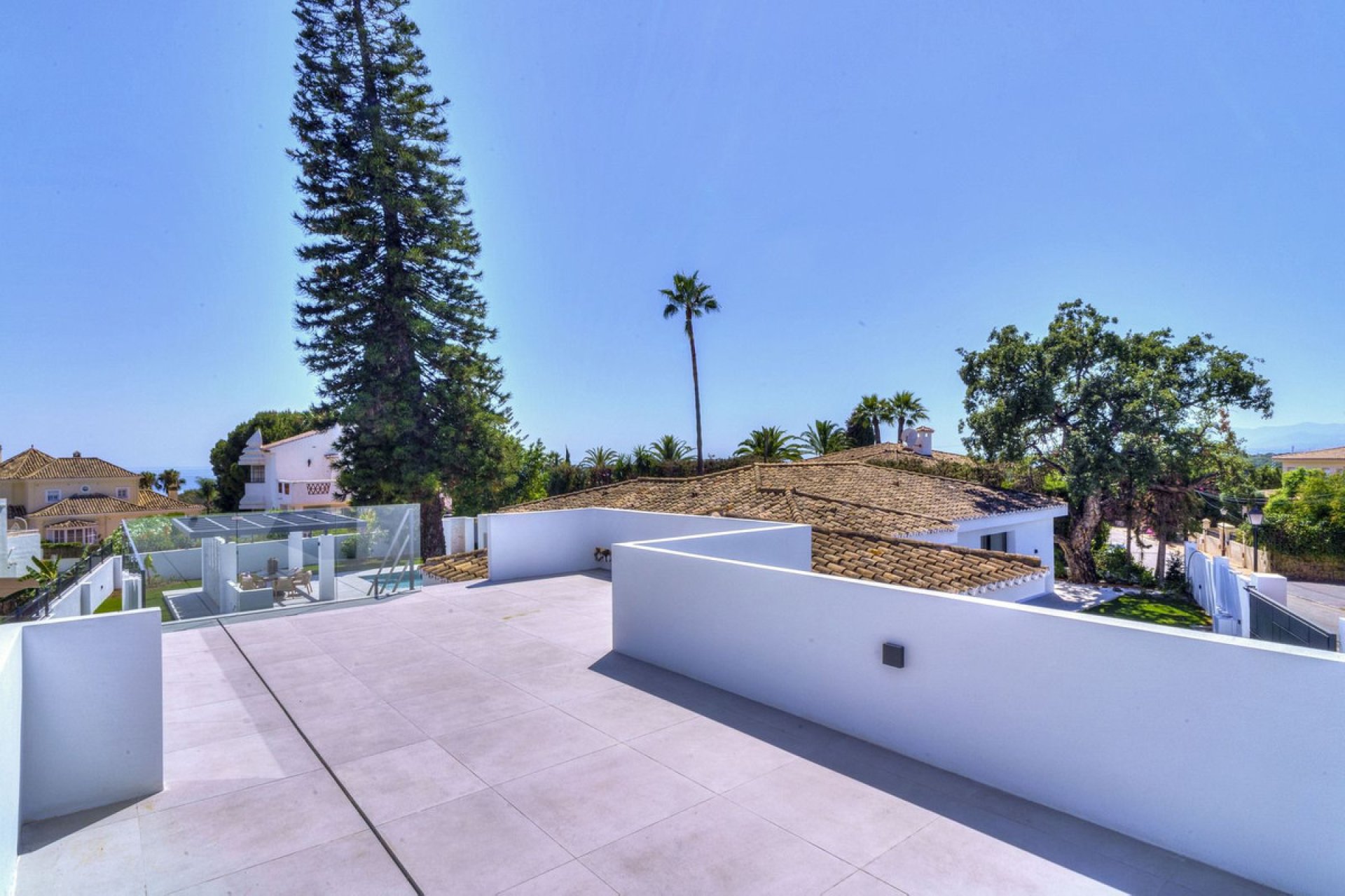 Resale - House - Detached Villa - Marbella - Elviria