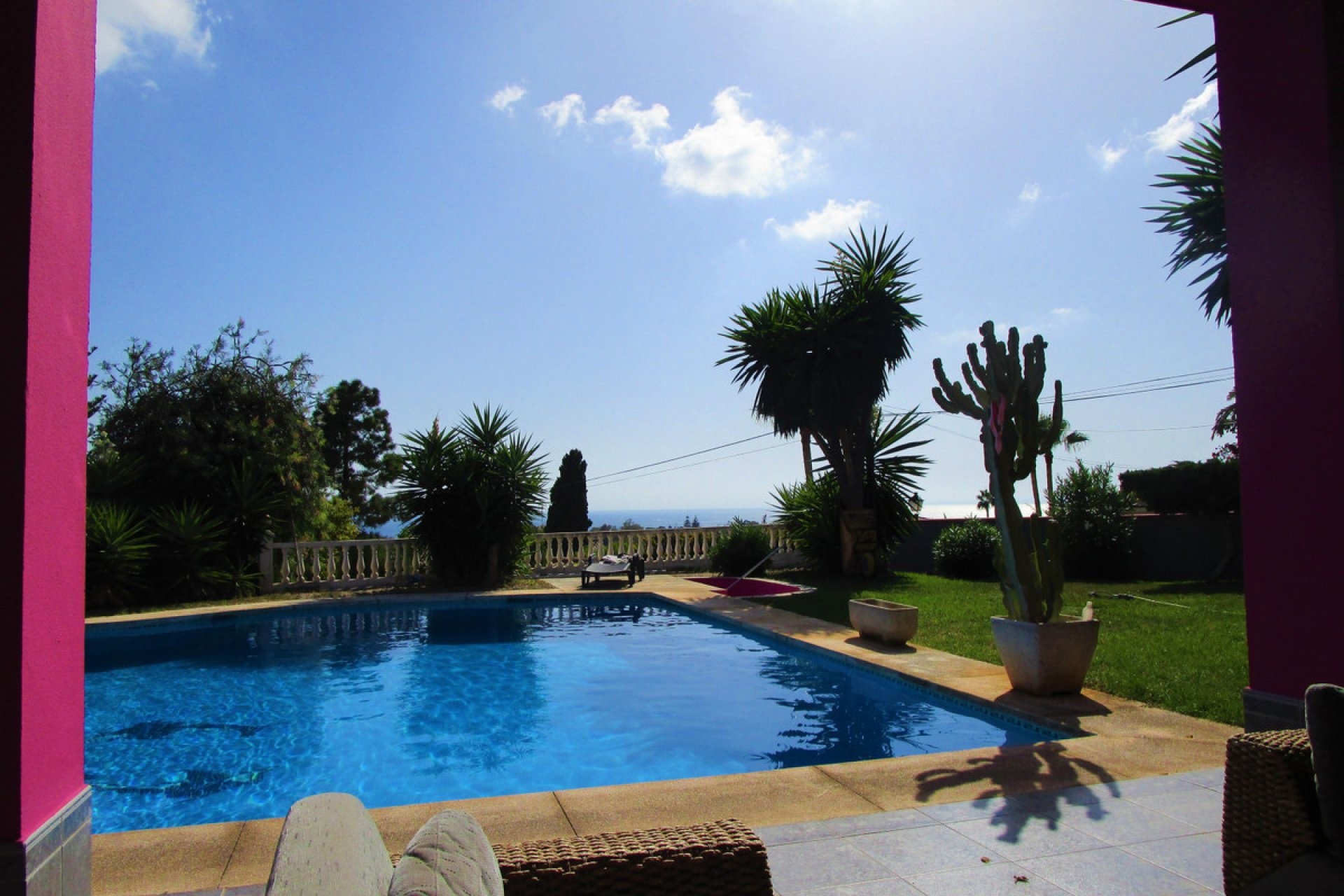 Resale - House - Detached Villa - Marbella - Elviria